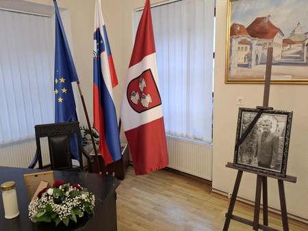 Vpis v žalno knjigo